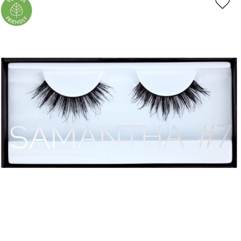 Huda Beauty Samantha Lashes NWT